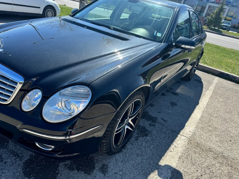 Mercedes-Benz E 320 AIRMATIC FACELIFT, снимка 3 - Автомобили и джипове - 52093411