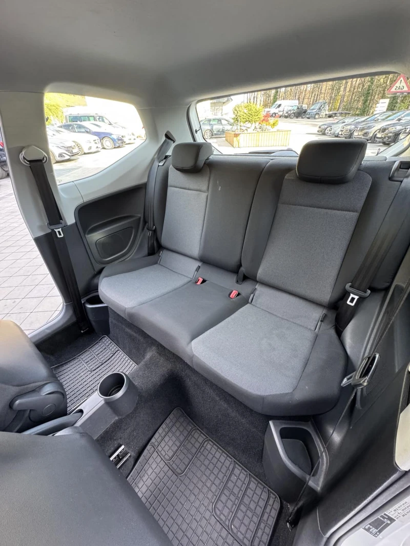 VW Up МЕТАН, снимка 10 - Автомобили и джипове - 52403206