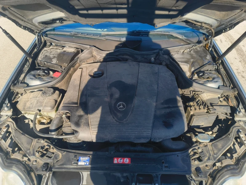 Mercedes-Benz C 200 Фейслифт , снимка 12 - Автомобили и джипове - 52801265