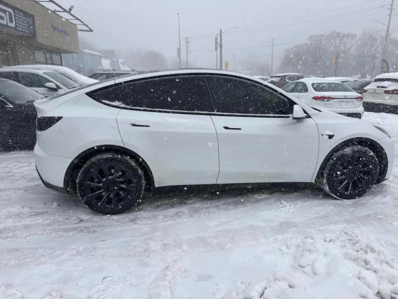 Tesla Model Y * Long Range * CARFAX * БЕЗ ПЪРВОНАЧАЛНА ВНОСКА, снимка 4 - Автомобили и джипове - 53160849