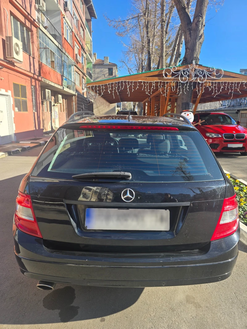Mercedes-Benz C 220, снимка 3 - Автомобили и джипове - 53265444