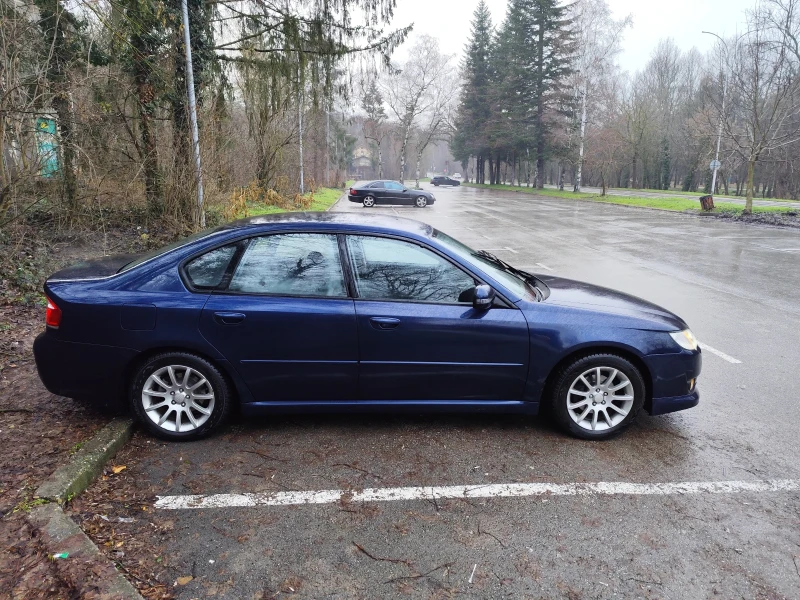 Subaru Legacy 2.0r Италия, снимка 8 - Автомобили и джипове - 53323166