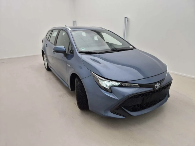 Toyota Corolla 1.8 hybrid, снимка 2 - Автомобили и джипове - 53534301