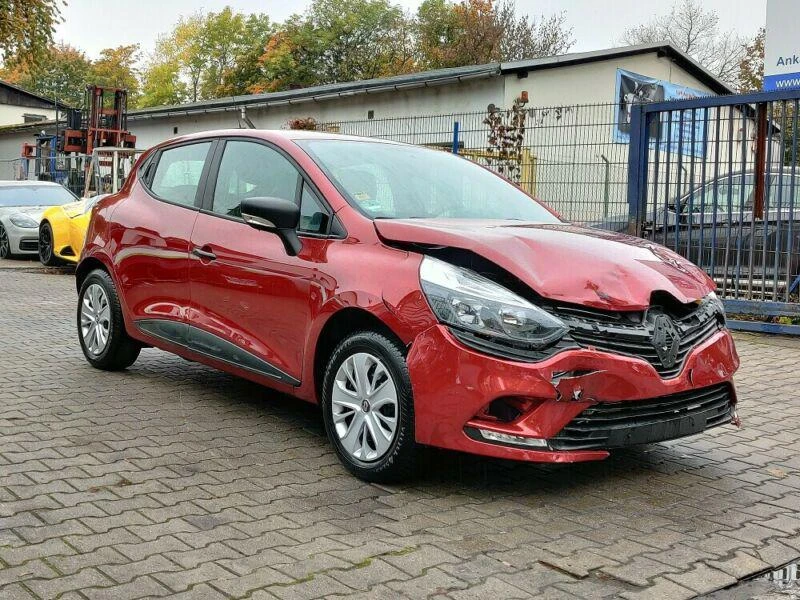 Renault Clio Limited,Facelift,1.5dCI,75 кс.,2018г.,K9K628, снимка 2 - Автомобили и джипове - 30710230