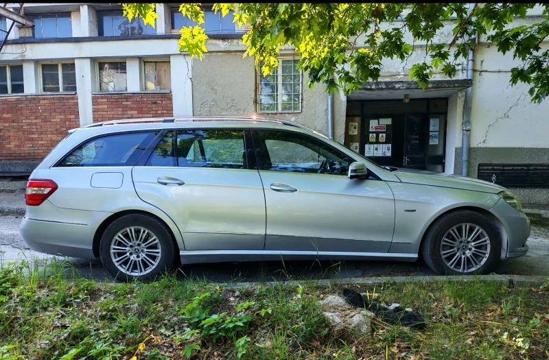 Mercedes-Benz E 350, снимка 4 - Автомобили и джипове - 55597481