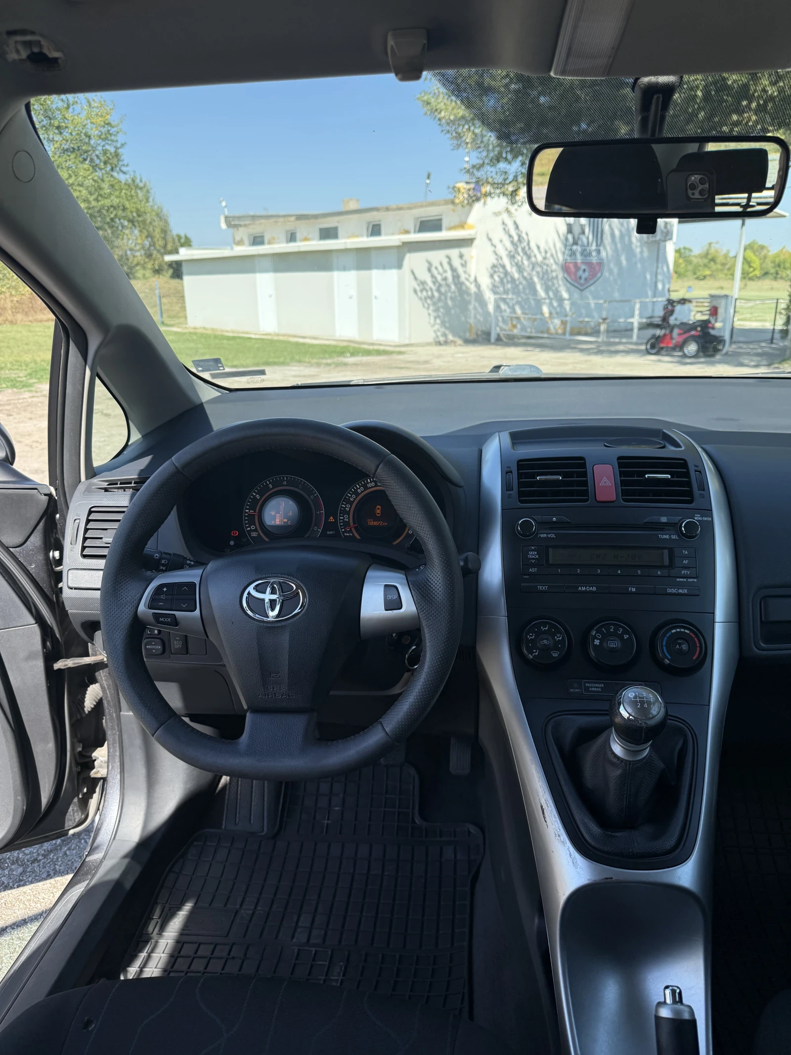 Toyota Auris 1.3VVT* Facelift* 6*  | Mobile.bg   11