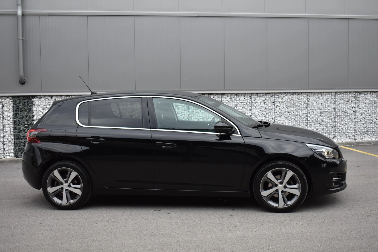 Peugeot 308 1.6HDI/120kc= ALURE= FACELIFT= KEYLESSGO= NAVI - изображение 6