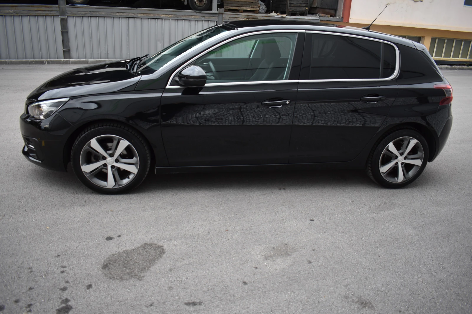 Peugeot 308 1.6HDI/120kc= ALURE= FACELIFT= KEYLESSGO= NAVI - изображение 5