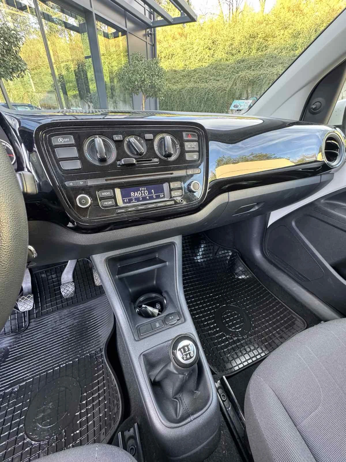 VW Up  | Mobile.bg   13