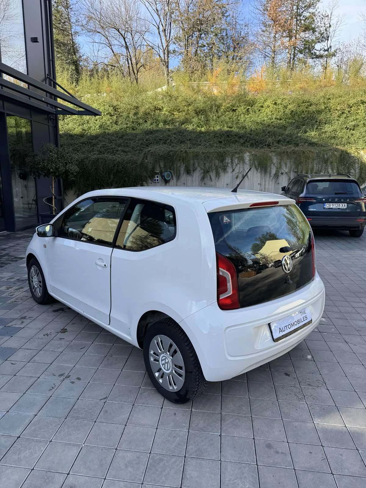 VW Up МЕТАН - изображение 6