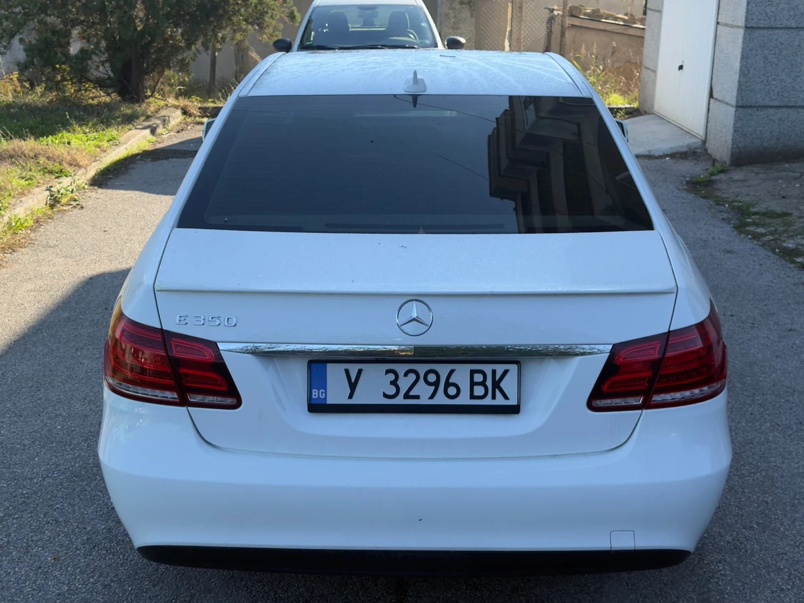 Mercedes-Benz E 350 - 79.500KM / КАСКО / ПОДГРЕВИ / ПАМЕТ - изображение 6