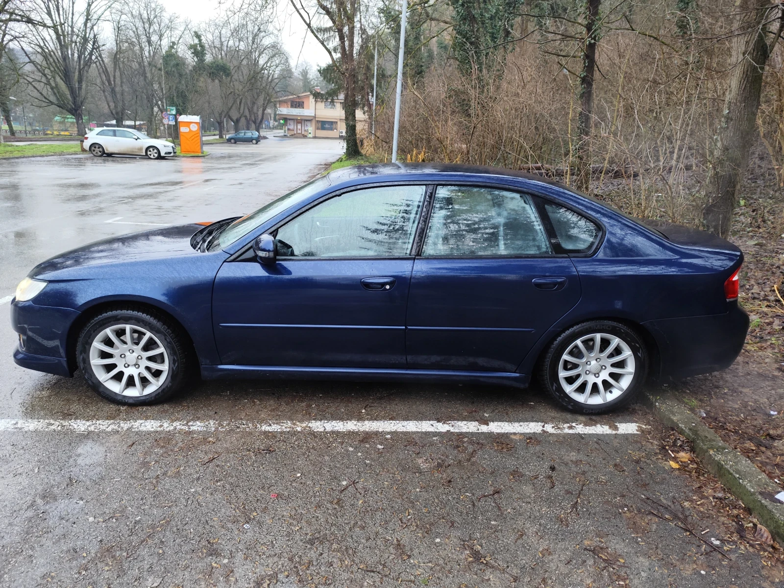 Subaru Legacy 2.0r Италия - изображение 4