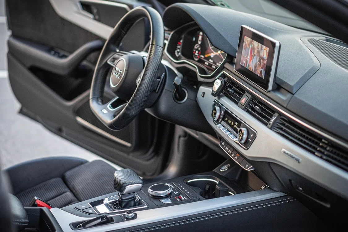 Audi A5 3.0TDI/ S-line/ matrix / B&O/ , снимка 15 - Автомобили и джипове - 53851040