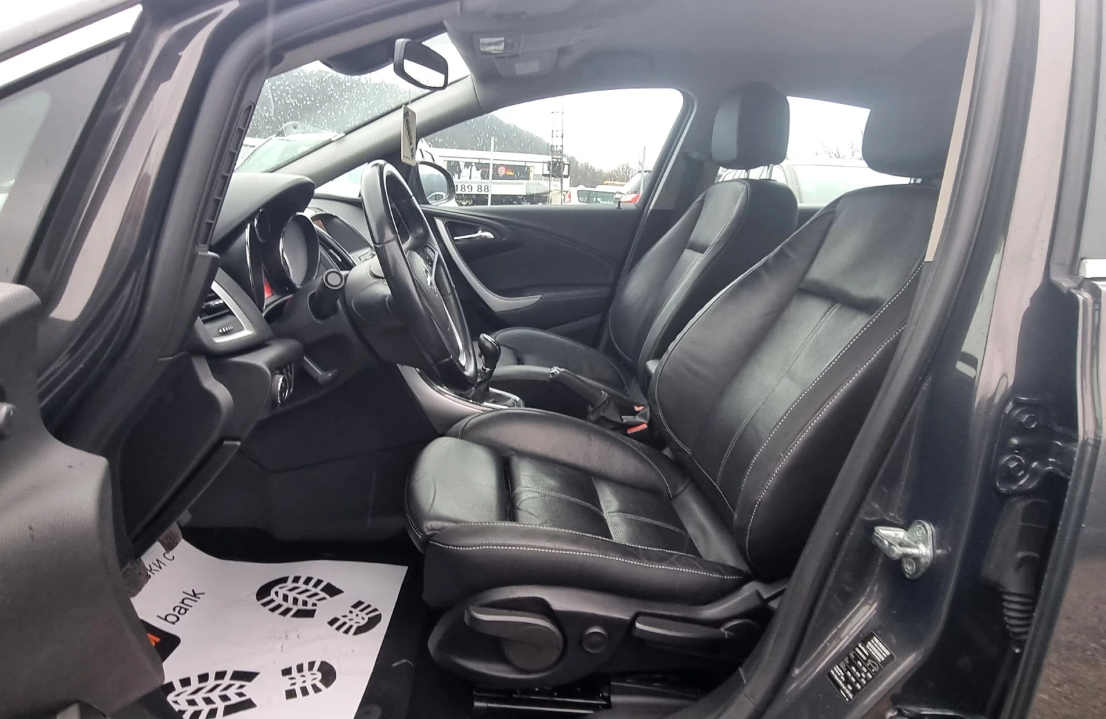 Opel Astra 1.7d ecoflex 110k.c., снимка 10 - Автомобили и джипове - 53944377