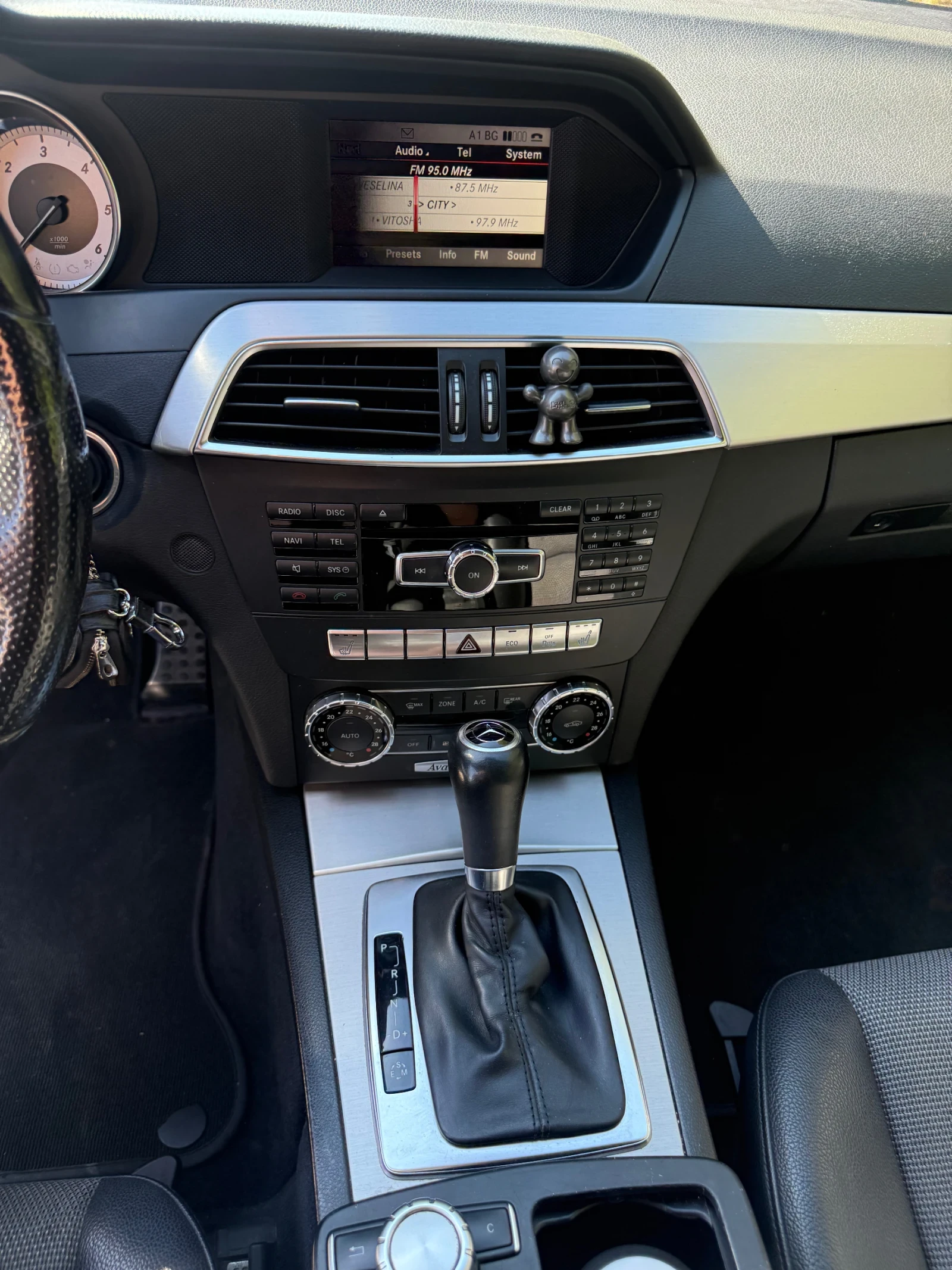 Mercedes-Benz C 220 CDI AMG, снимка 14 - Автомобили и джипове - 54139147