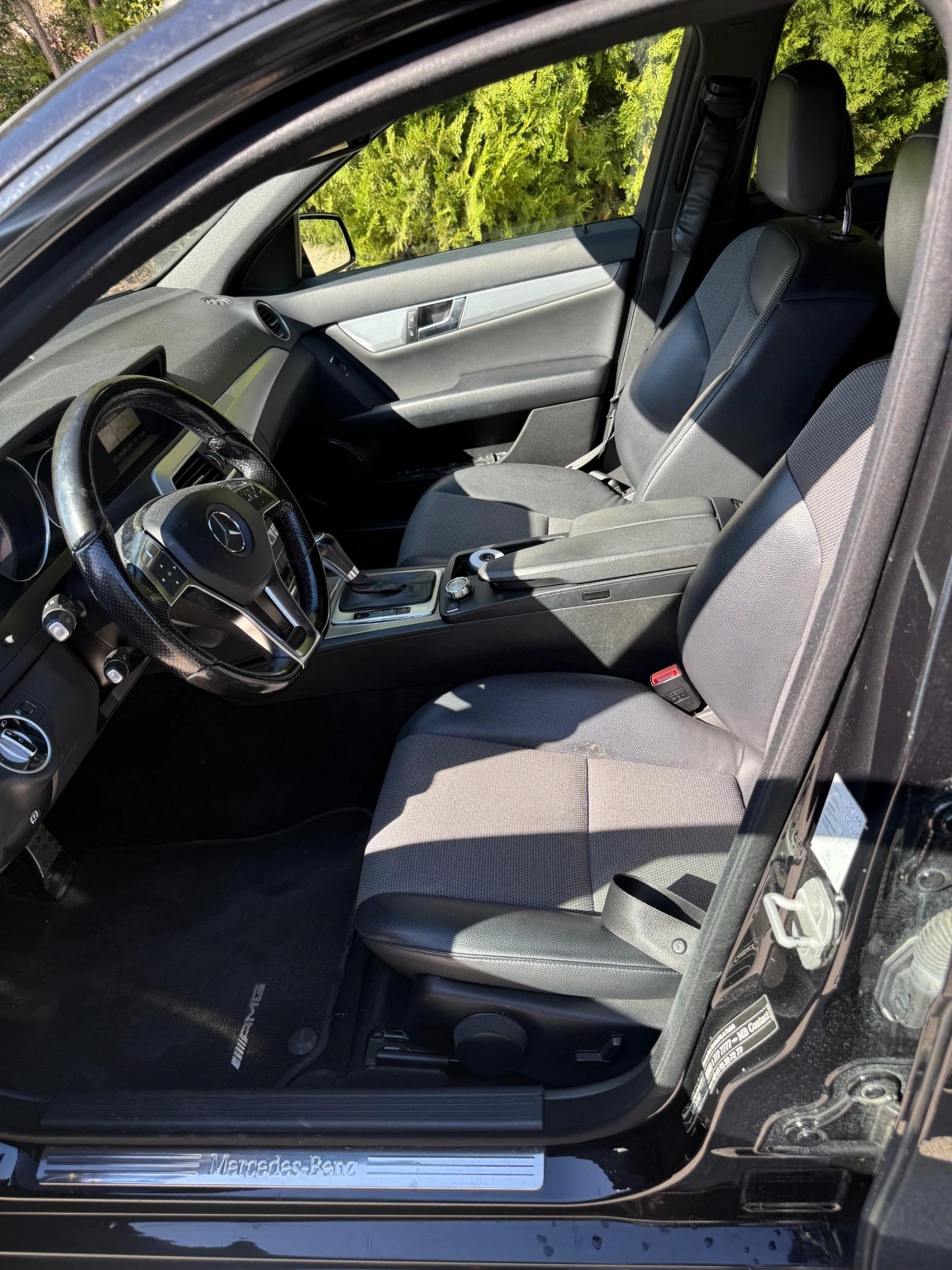 Mercedes-Benz C 220 CDI AMG, снимка 11 - Автомобили и джипове - 54139147