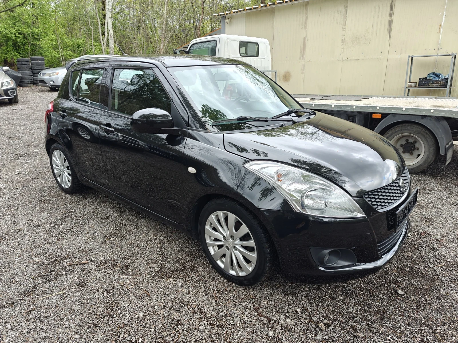 Suzuki Swift 1.3 Automatic, снимка 5 - Автомобили и джипове - 54378546