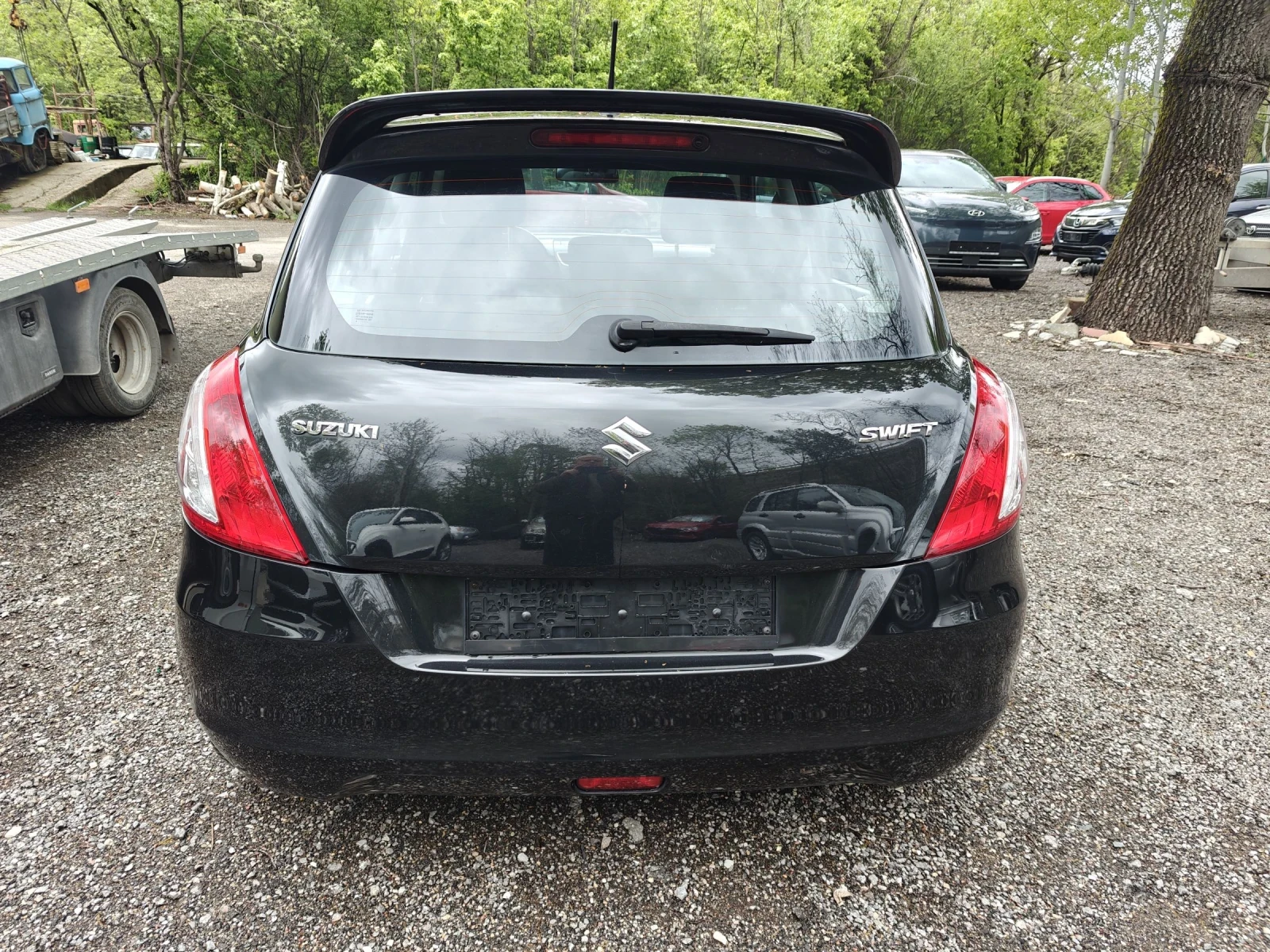 Suzuki Swift 1.3 Automatic, снимка 3 - Автомобили и джипове - 54378546