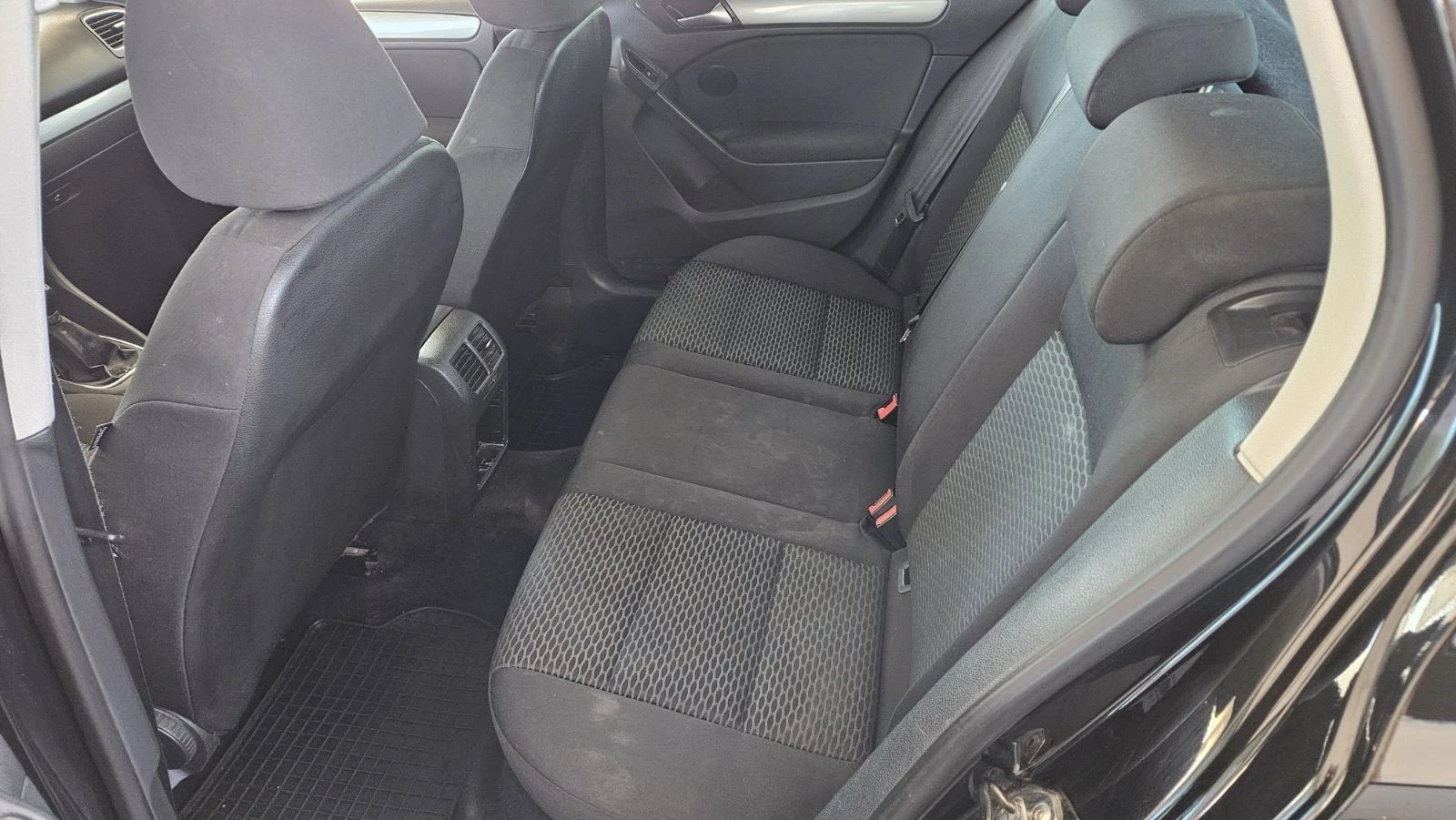VW Golf, снимка 9 - Автомобили и джипове - 54397070