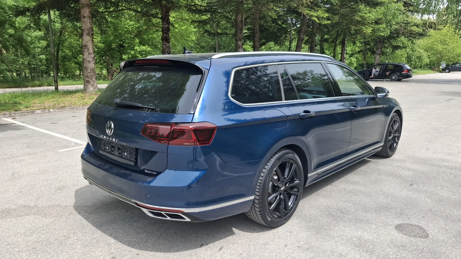 VW Passat 2.0 TDI 200 R-Line DSG 4m, снимка 6 - Автомобили и джипове - 54498221
