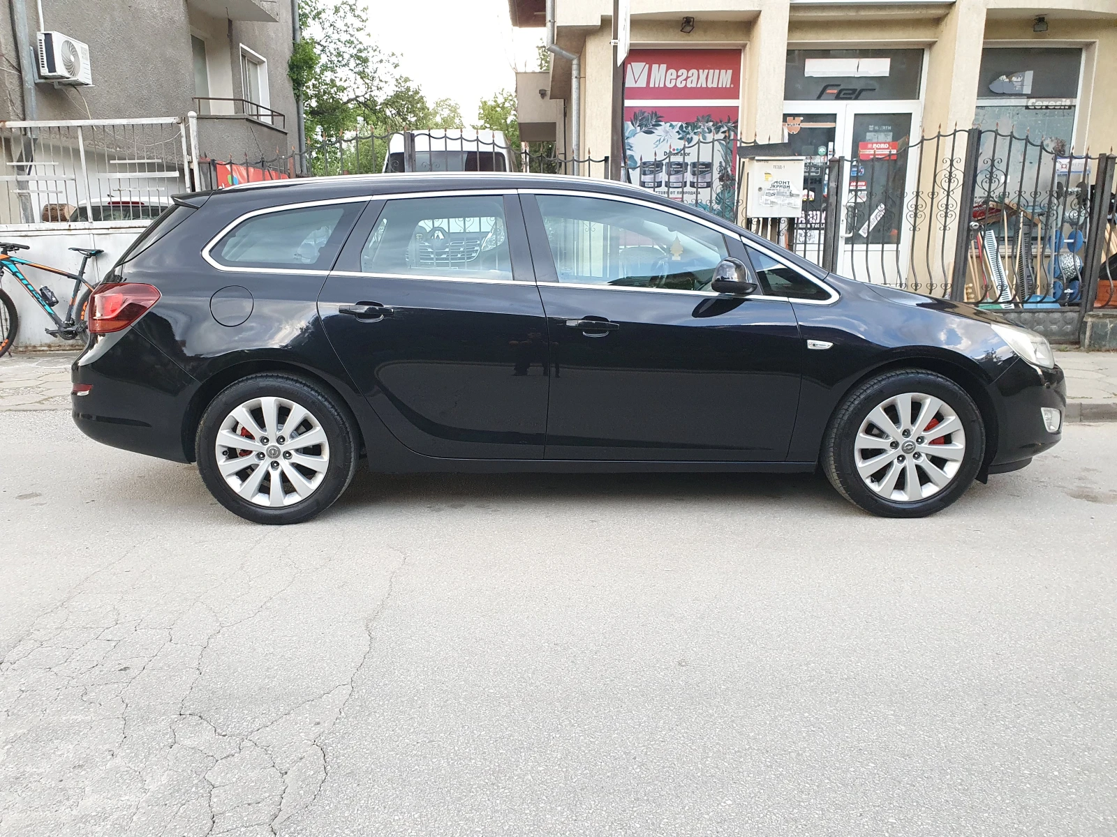 Opel Astra 1.7CDTI-125k.s., снимка 2 - Автомобили и джипове - 54570993