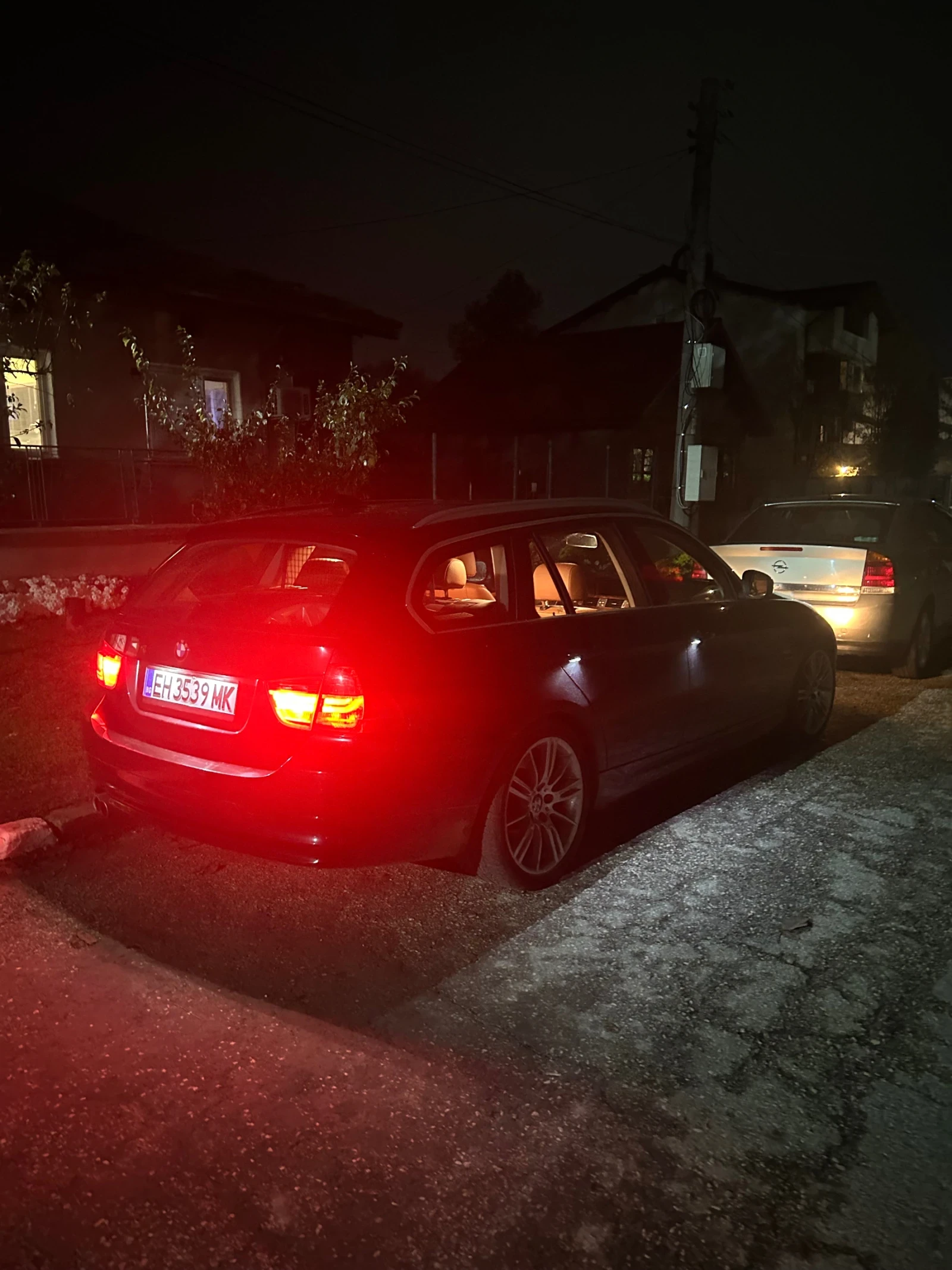 BMW 330, снимка 5 - Автомобили и джипове - 54777063