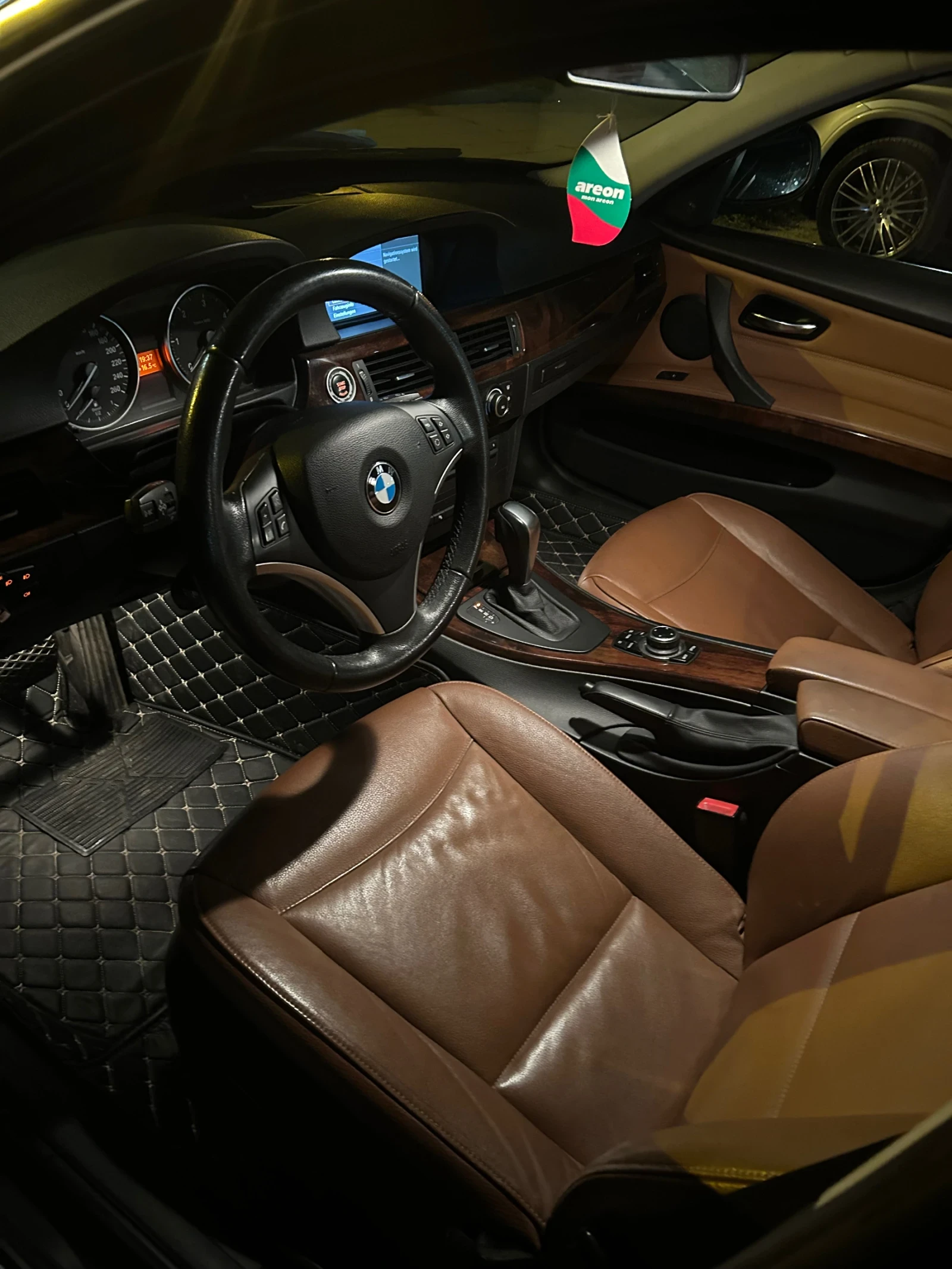 BMW 330, снимка 6 - Автомобили и джипове - 54777063