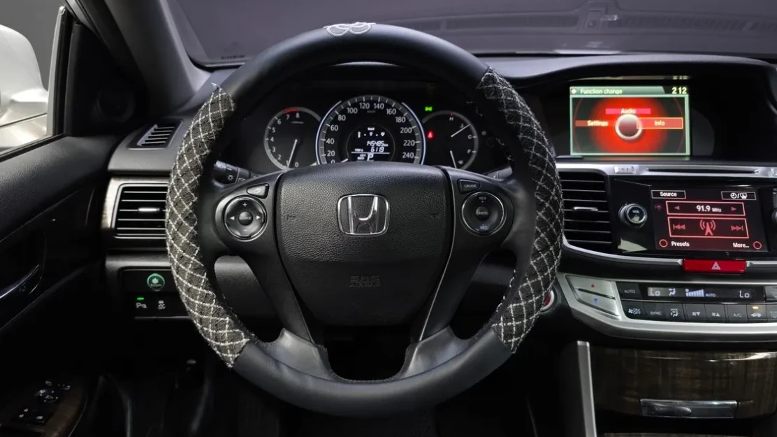 Honda Accord 2.4 бензин, снимка 6 - Автомобили и джипове - 54993978