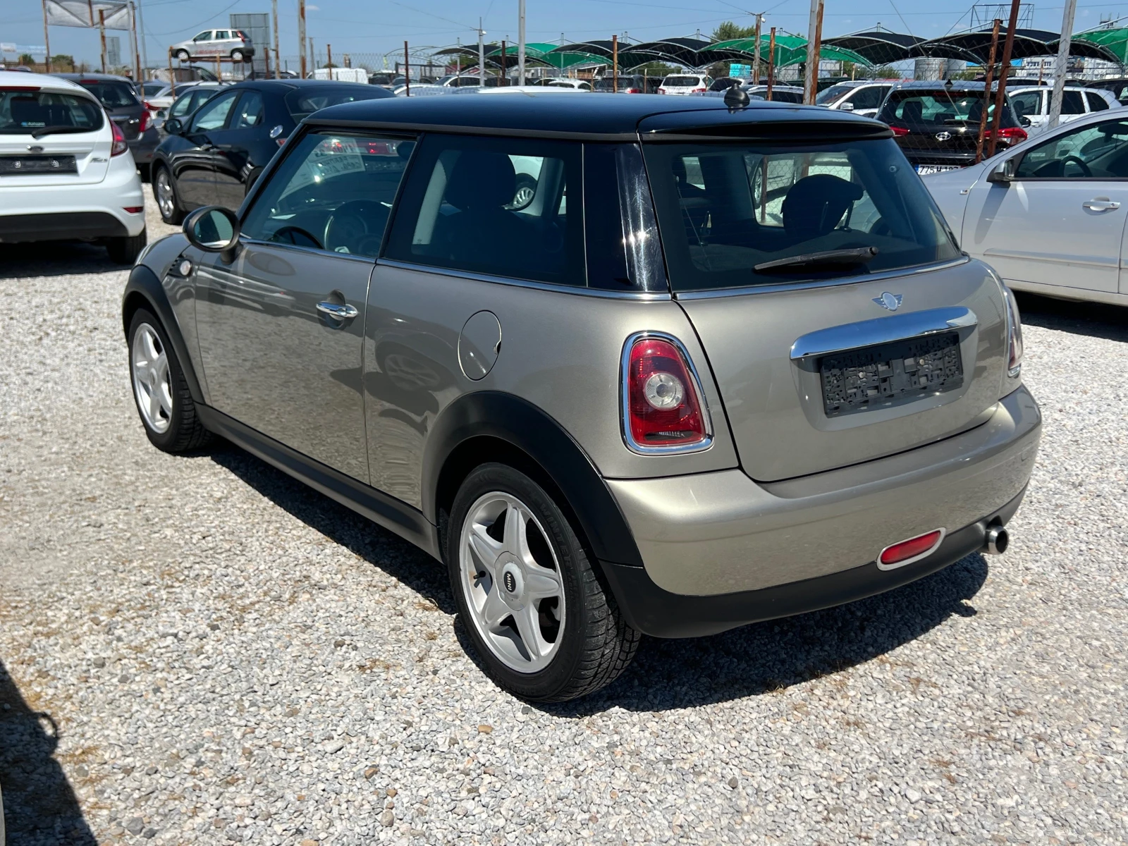 Mini One ЛИЗИНГ-КЛИМА-ТОП, снимка 6 - Автомобили и джипове - 55241155