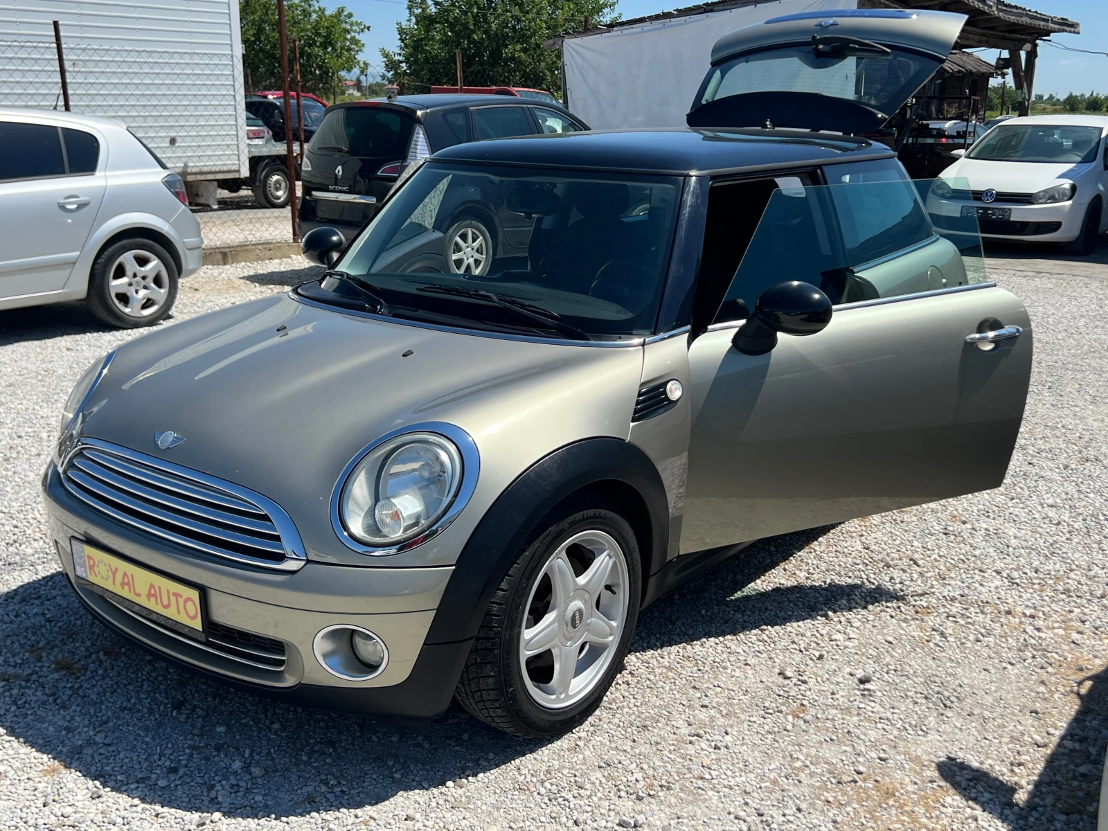 Mini One ЛИЗИНГ-КЛИМА-ТОП, снимка 15 - Автомобили и джипове - 55241155