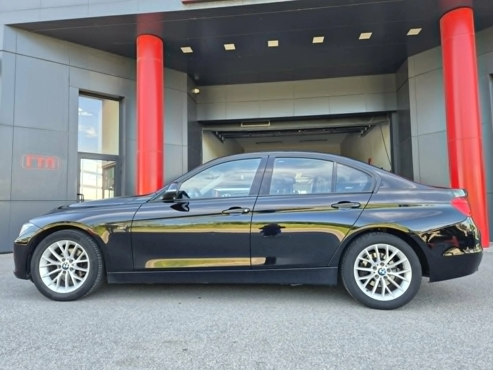 BMW 318 Сменена верига, снимка 12 - Автомобили и джипове - 55691216