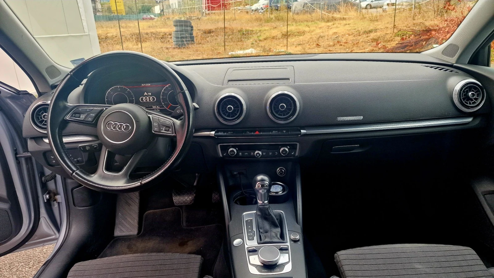 Audi A3 2.0 TDi, снимка 10 - Автомобили и джипове - 56231312