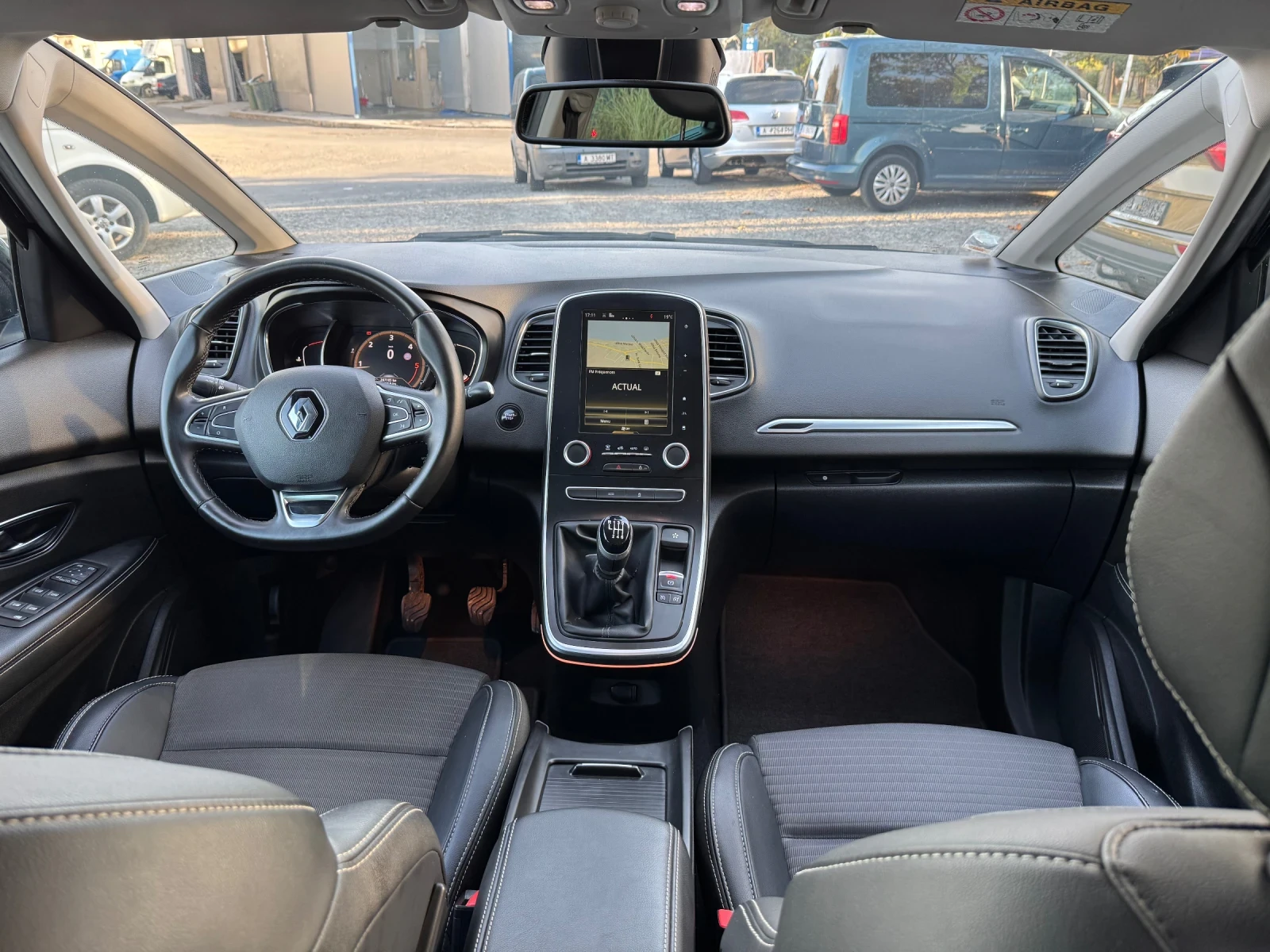 Renault Grand scenic 1.6 DCI 6+ 1 | Mobile.bg � ����������� 12