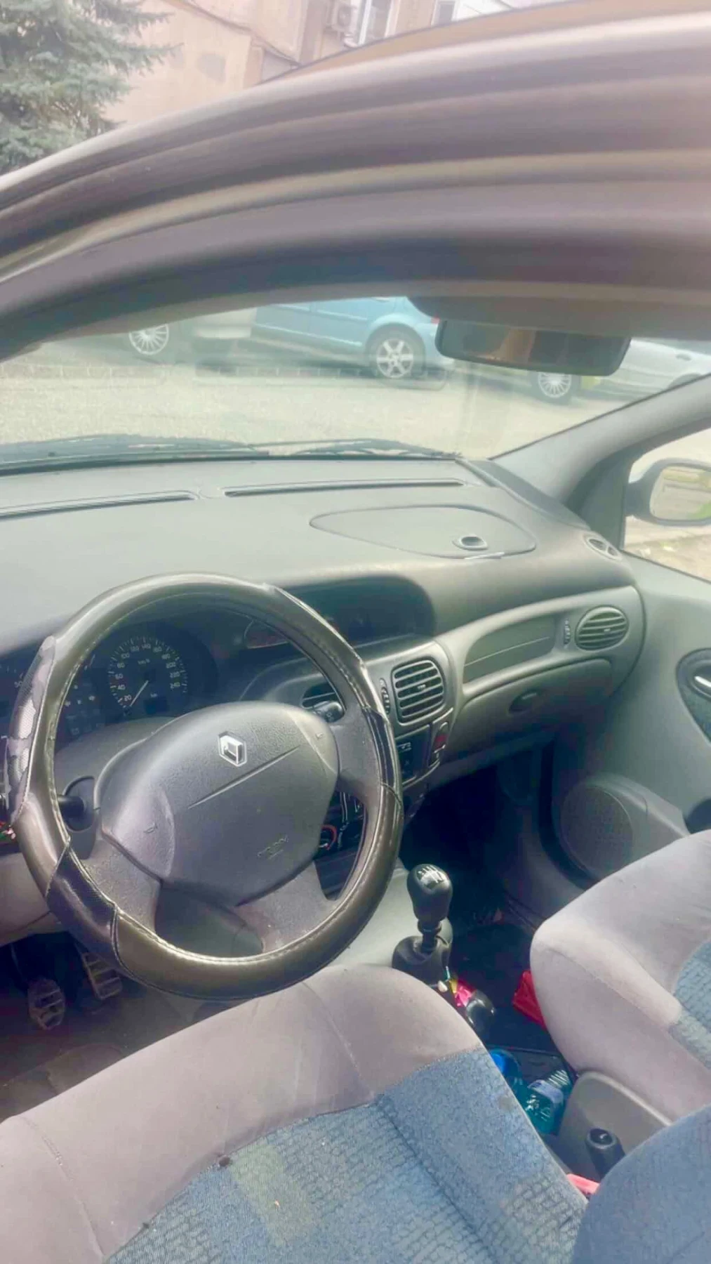 Renault Scenic, снимка 5 - Автомобили и джипове - 56540462