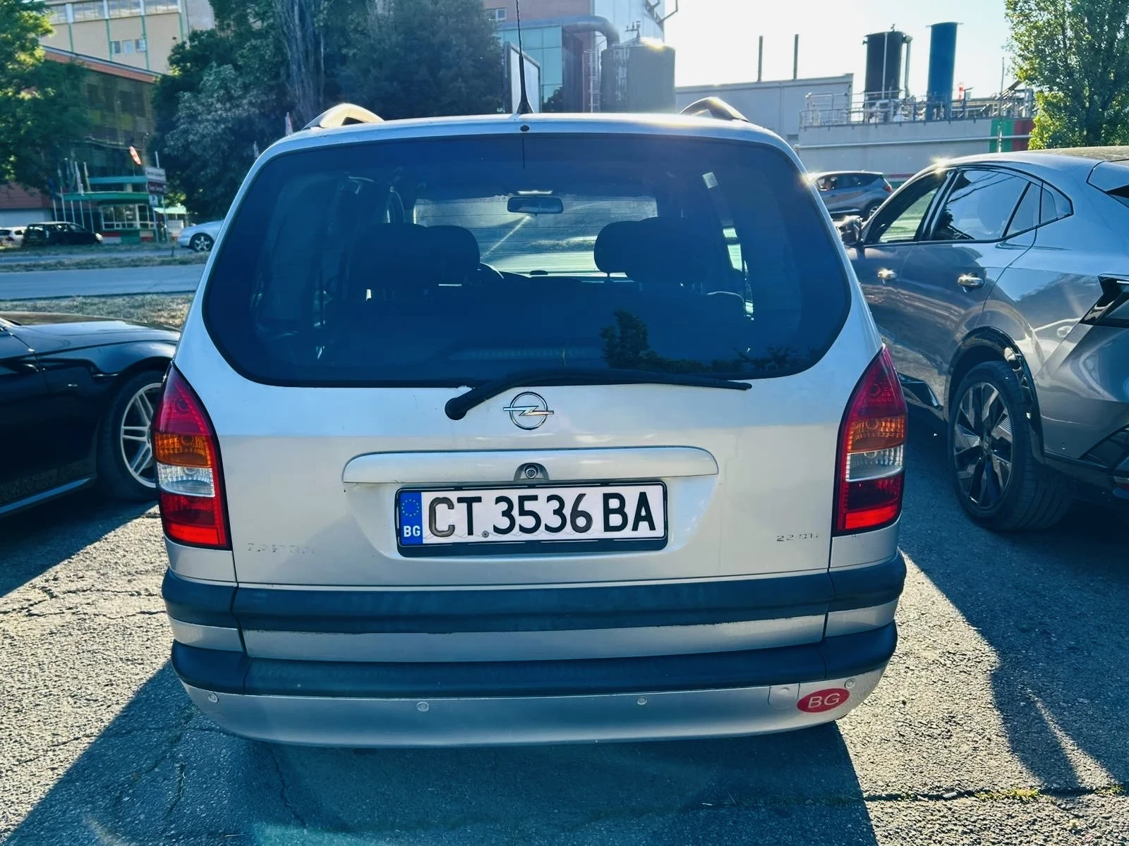 Opel Zafira, снимка 4 - Автомобили и джипове - 56649441