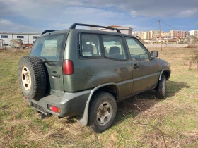 Nissan Terrano 4x4 бензин , снимка 6