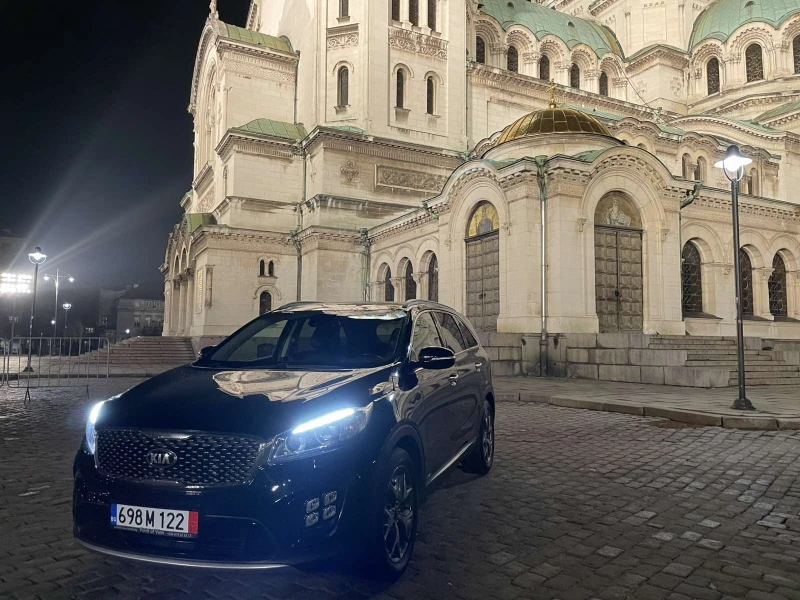 Kia Sorento Platinum Edit* 4AWD* Pano* 360* Keyless, снимка 1 - Автомобили и джипове - 48904178