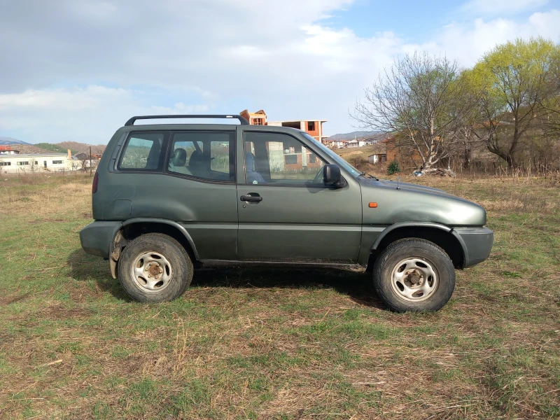 Nissan Terrano 4x4 бензин , снимка 8 - Автомобили и джипове - 49508166