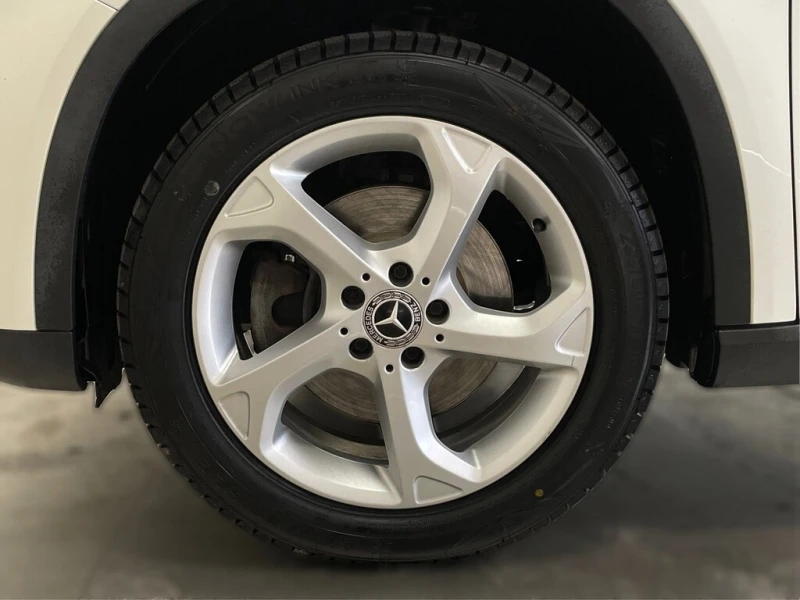 Mercedes-Benz GLA * 250 4MATIC Mags Cuir Toit Pano GPS Si?ges Chauff, снимка 6 - Автомобили и джипове - 52892518