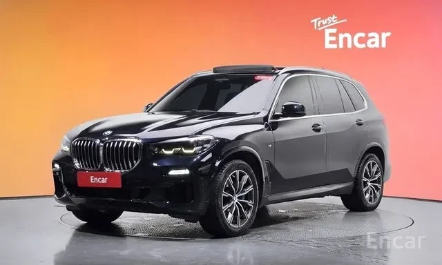 BMW X5 30D * M ПАКЕТ * ОБДУХВАНЕ * HUD * БЕЗ ИНЦИДЕНТИ * 