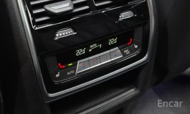 BMW X5 30D * M ПАКЕТ * ОБДУХВАНЕ * HUD * БЕЗ ИНЦИДЕНТИ * , снимка 15 - Автомобили и джипове - 56116747
