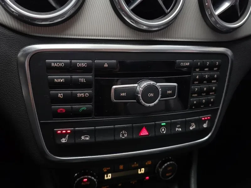 Mercedes-Benz GLA 200 CDI/4 MATIC/��������� �����/��������/AMG LINE | Mobile.bg � ����������� 16