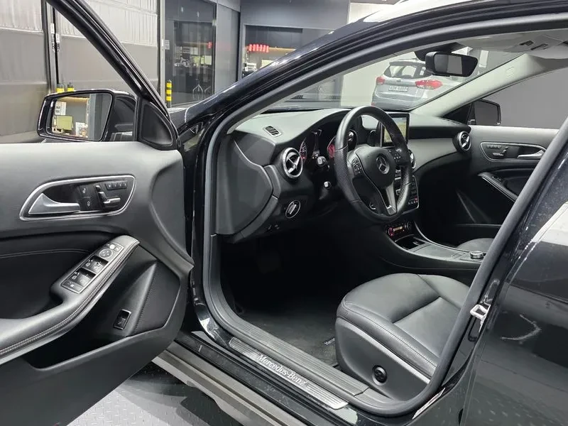 Mercedes-Benz GLA 200 CDI/4 MATIC/��������� �����/��������/AMG LINE | Mobile.bg � ����������� 10