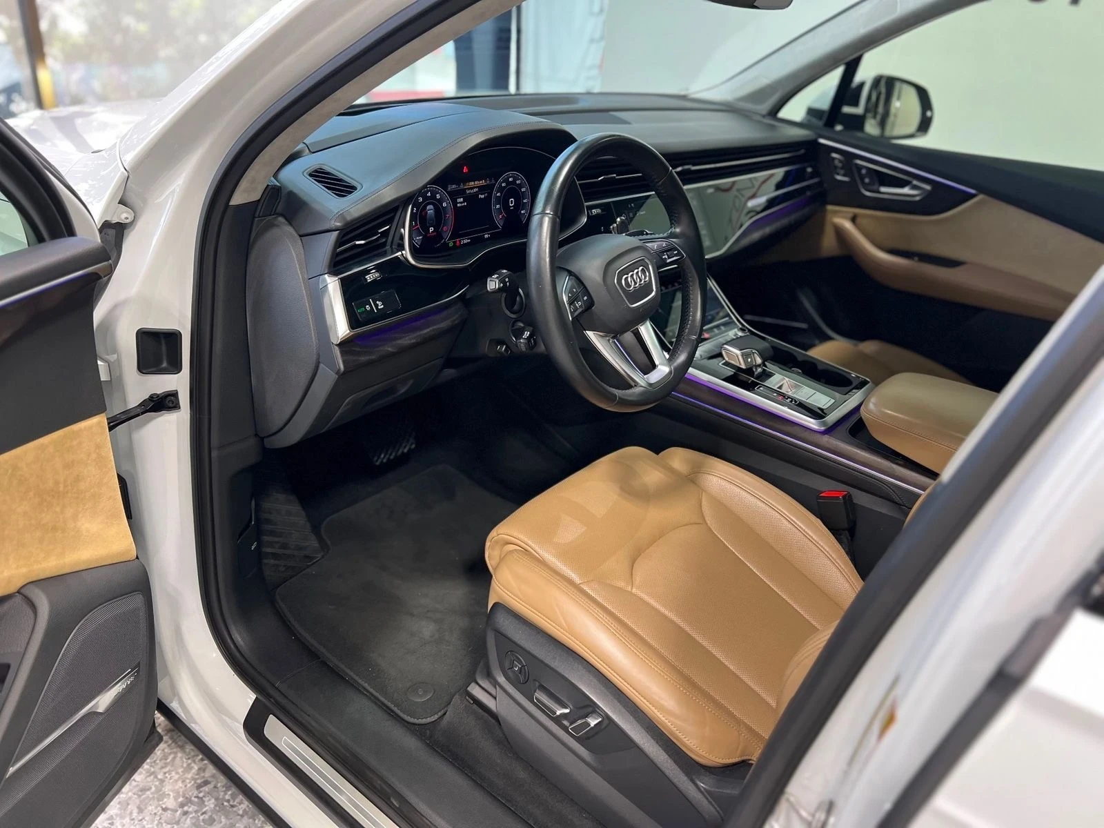 Audi Q7 55 TFSI Mild Hybryd El, Luxury Packed, BlackOptic - изображение 8