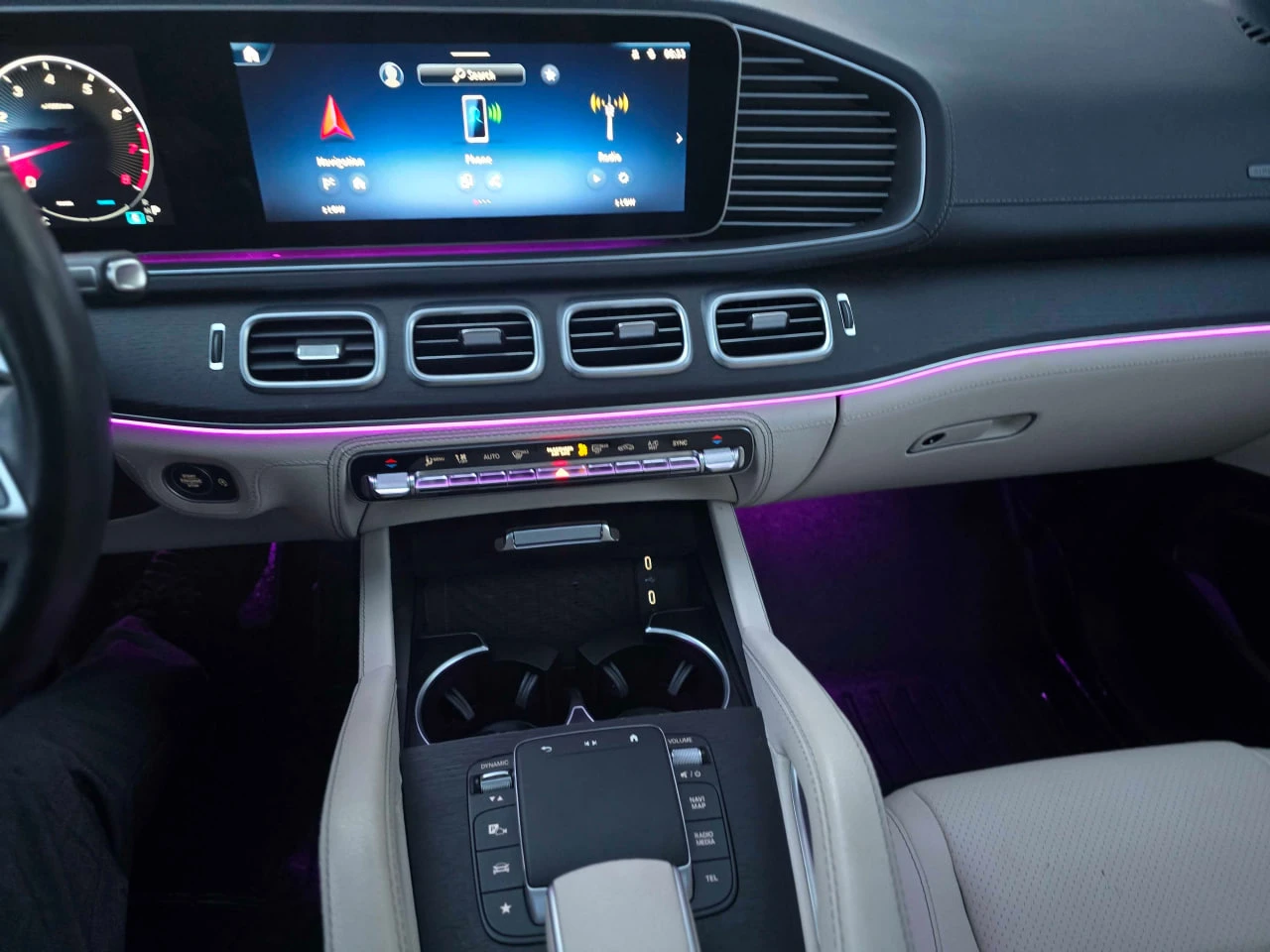 Mercedes-Benz GLE 350 * АВТО КРЕДИТ* ЦЕНА ДО БГ * СЕРВИЗНА ИСТОРИЯ *  - изображение 9