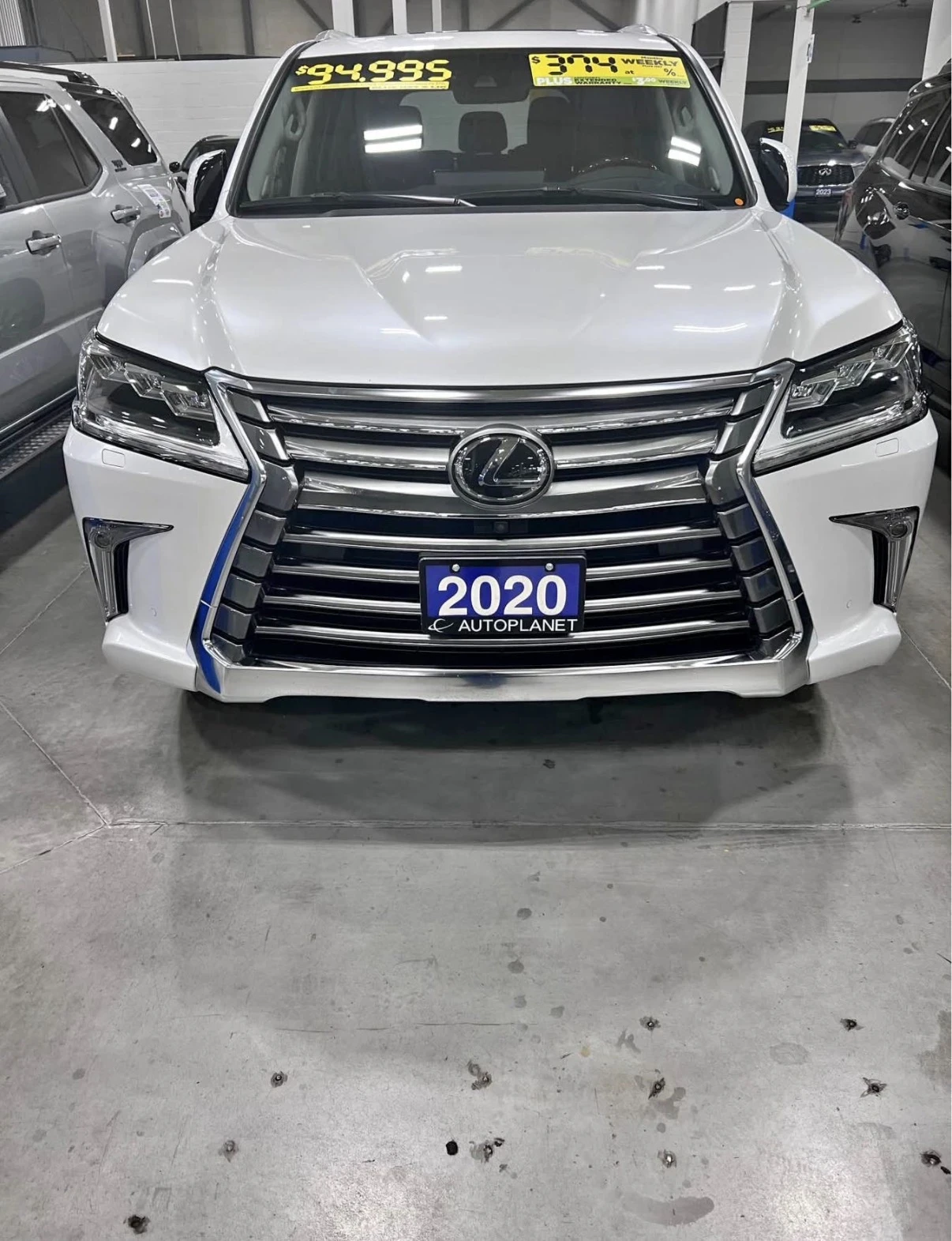 Lexus LX 570 EXECUTIVE * CARFAX * ЦЕНА ДО БЪЛГАРИЯ * , снимка 2 - Автомобили и джипове - 54397188