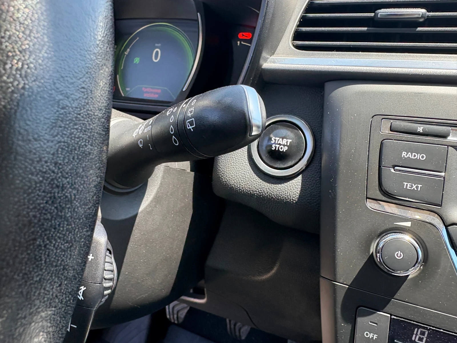 Renault Kadjar, снимка 11 - Автомобили и джипове - 54720589