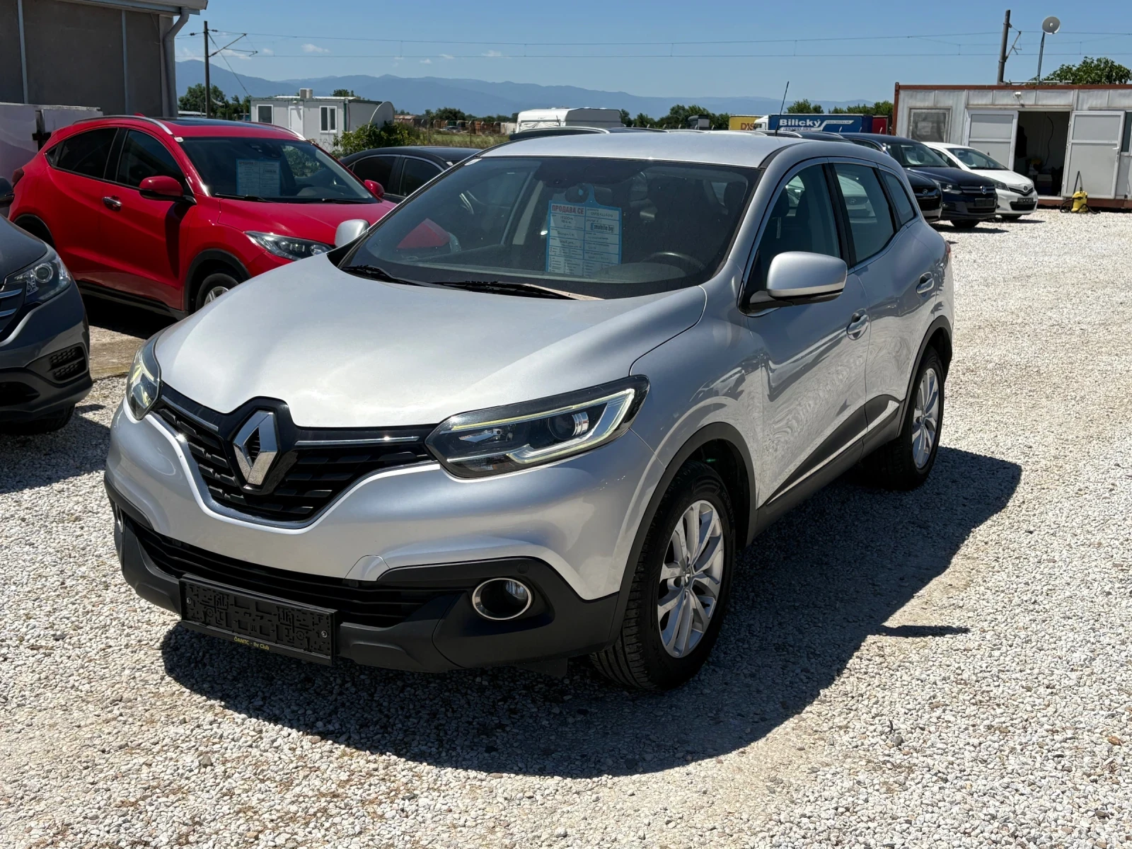 Renault Kadjar, снимка 2 - Автомобили и джипове - 54720589