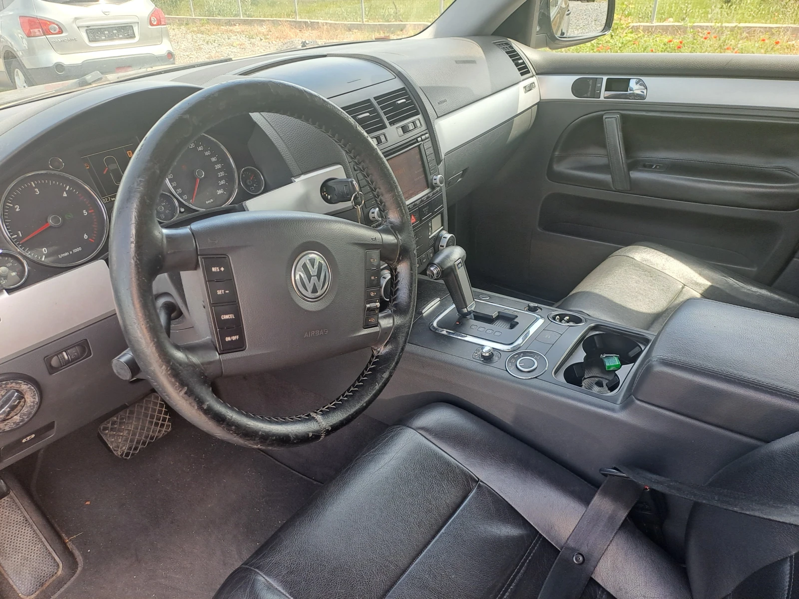 VW Touareg 3.0TDI 225k.c., снимка 6 - Автомобили и джипове - 54821525