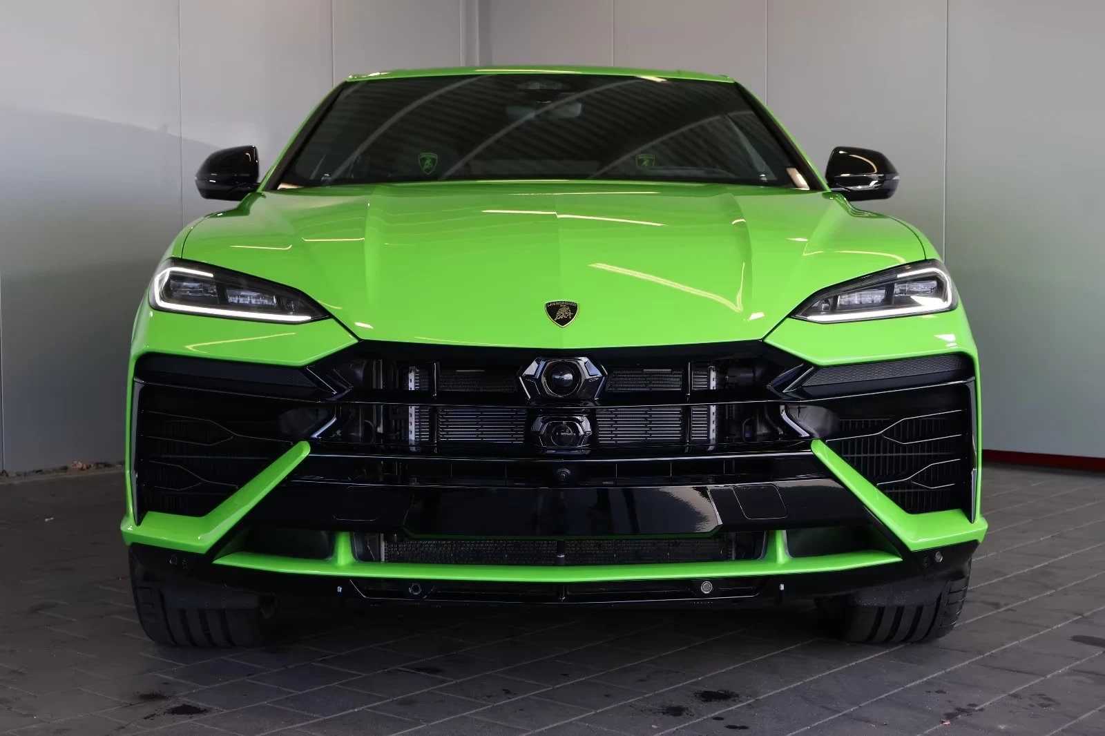 Lamborghini Urus SE / FACELIFT / BANG & OLUFSEN / 360 / HEAD-UP, снимка 2 - Автомобили и джипове - 54956435